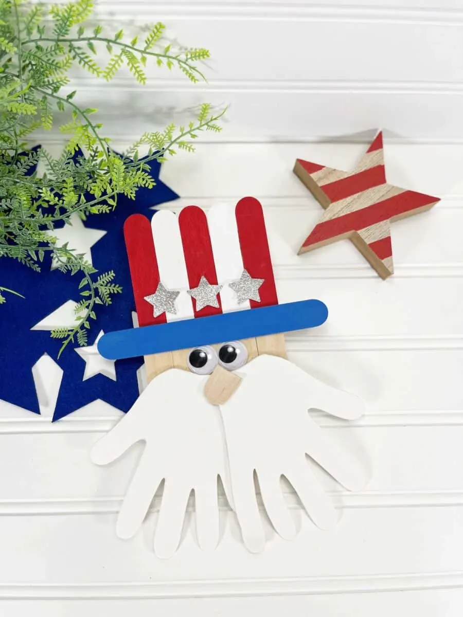 Patriotic 4th of July Crafts For Kids They'll Love - Teach Me, Mama